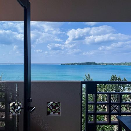 Iriomote Hotel By Hoshino Resorts Urauchi Extérieur photo